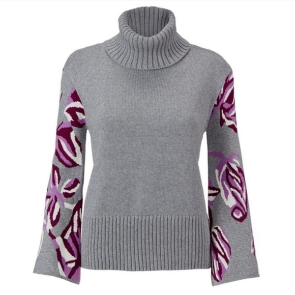 CAbi Sweaters - CAbi Eden Pullover #3704 in Grey with Purple Floral Sleeves Size‎ Medium